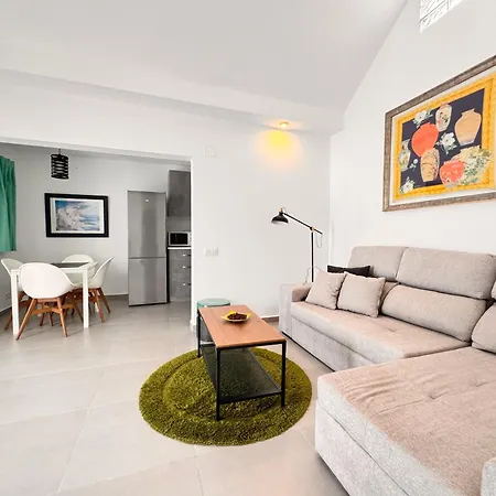 Yumbo Rainbow Homes A Maspalomas (Gran Canaria)