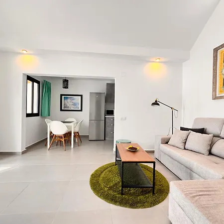 Yumbo Rainbow Homes A *